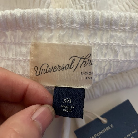 UNIVERSAL THREAD Smocked Tie Around Neck Bright White Crop Tube Top NWT‎ - Picture 7 of 9